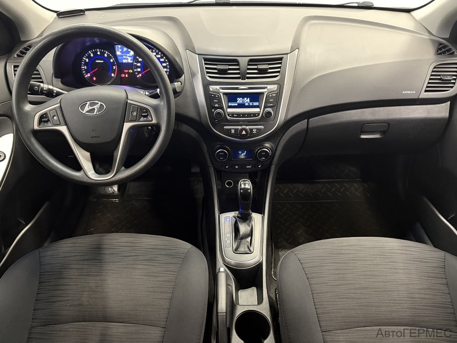 Фото HYUNDAI Solaris I Рестайлинг с пробегом | №5