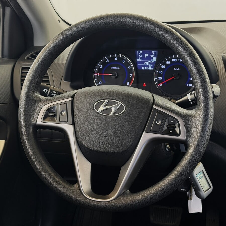 Фото HYUNDAI Solaris I Рестайлинг с пробегом | №8