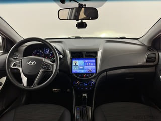 Фото HYUNDAI Solaris I Рестайлинг с пробегом Фото HYUNDAI Solaris I Рестайлинг с пробегом