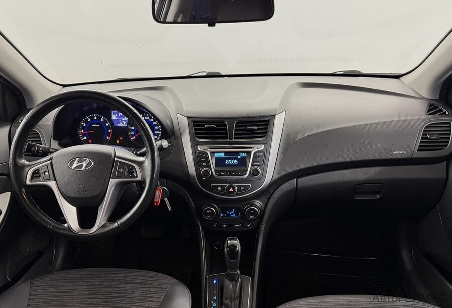 Фото HYUNDAI Solaris I Рестайлинг с пробегом | №5