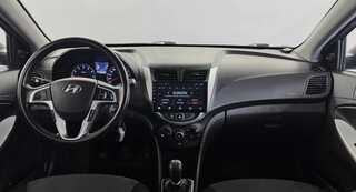 Фото HYUNDAI Solaris I с пробегом