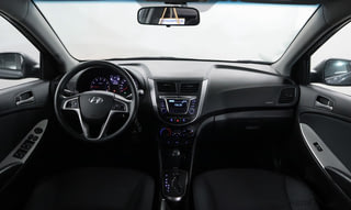 Фото HYUNDAI Solaris I Рестайлинг с пробегом