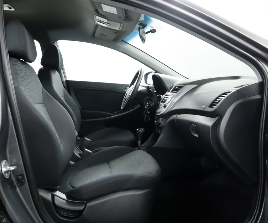 Фото HYUNDAI Solaris I Рестайлинг с пробегом | №11 Фото HYUNDAI Solaris I Рестайлинг с пробегом | №11