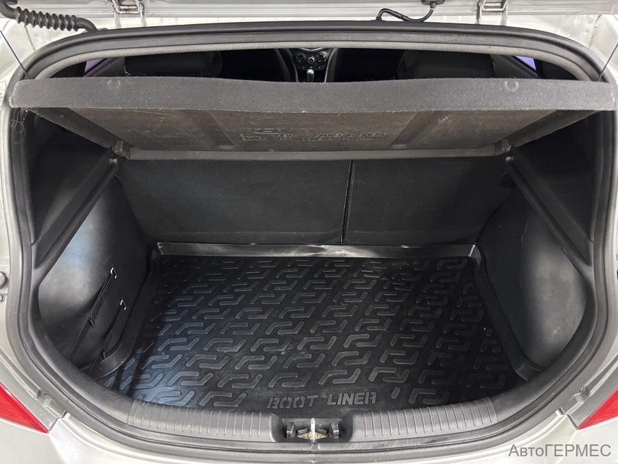 Фото HYUNDAI Solaris I с пробегом | №11 Фото HYUNDAI Solaris I с пробегом | №11