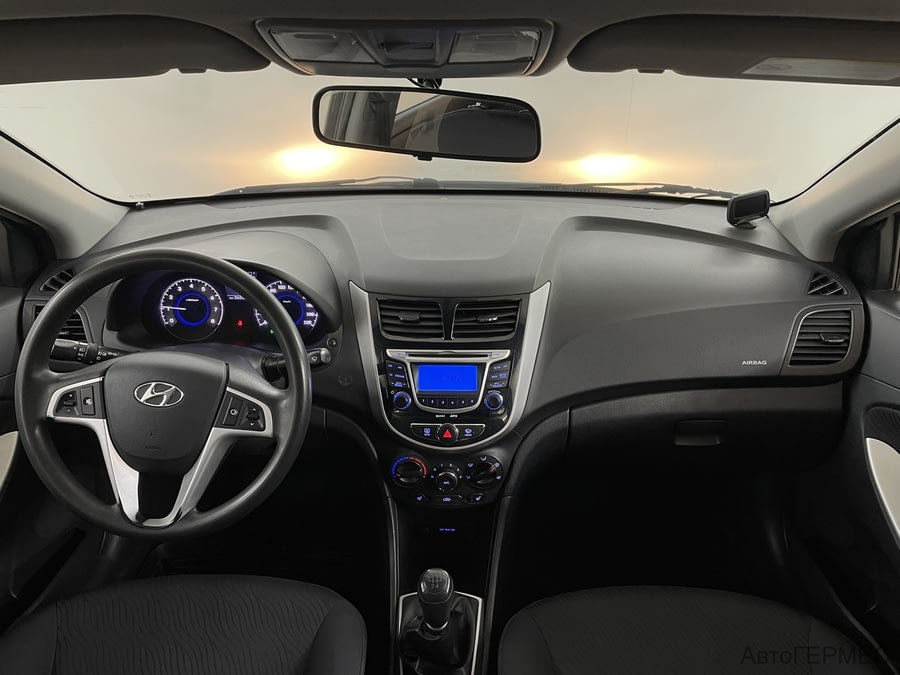 Фото HYUNDAI Solaris I с пробегом | №5 Фото HYUNDAI Solaris I с пробегом | №5