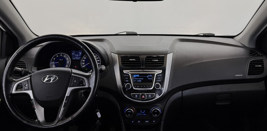 Фото HYUNDAI Solaris I Рестайлинг с пробегом | №5