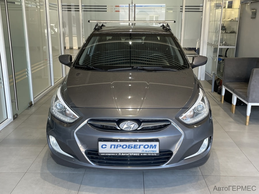 Фото HYUNDAI Solaris I с пробегом | №2