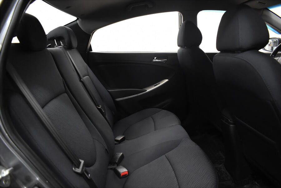 Фото HYUNDAI Solaris I с пробегом | №11