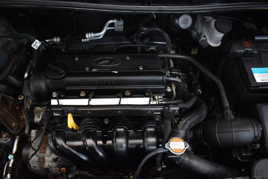 Фото HYUNDAI Solaris I с пробегом | №13