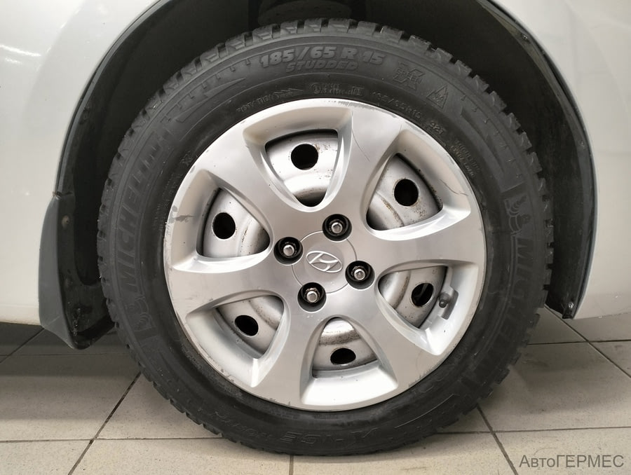 Фото HYUNDAI Solaris I с пробегом | №13 Фото HYUNDAI Solaris I с пробегом | №13