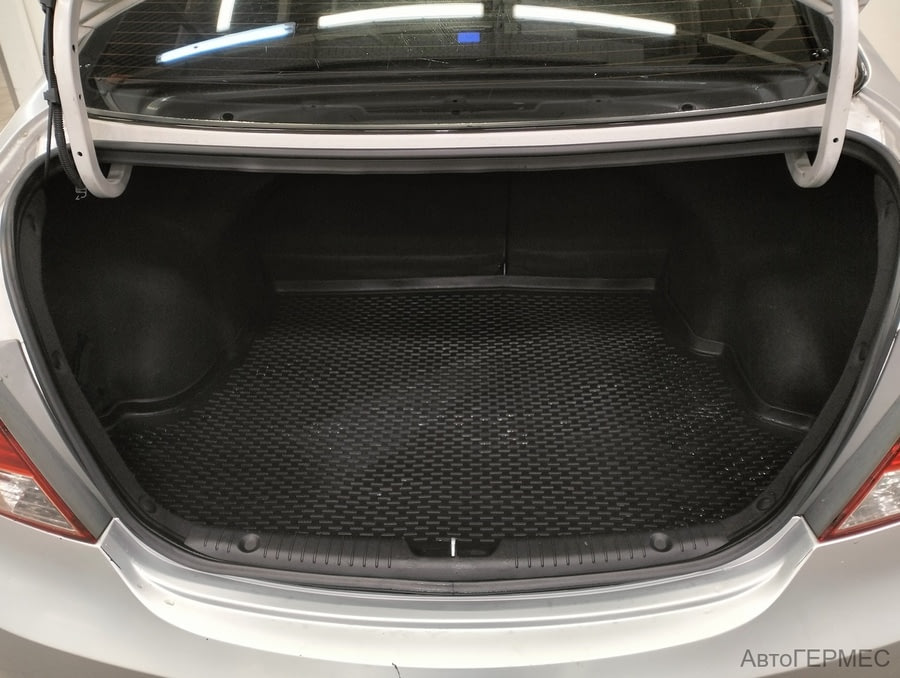 Фото HYUNDAI Solaris I с пробегом | №11 Фото HYUNDAI Solaris I с пробегом | №11