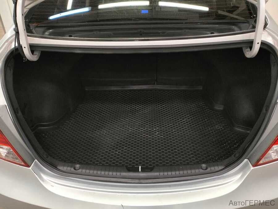 Фото HYUNDAI Solaris I с пробегом | №11