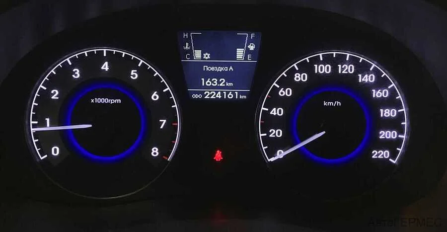 Фото HYUNDAI Solaris I с пробегом | №6