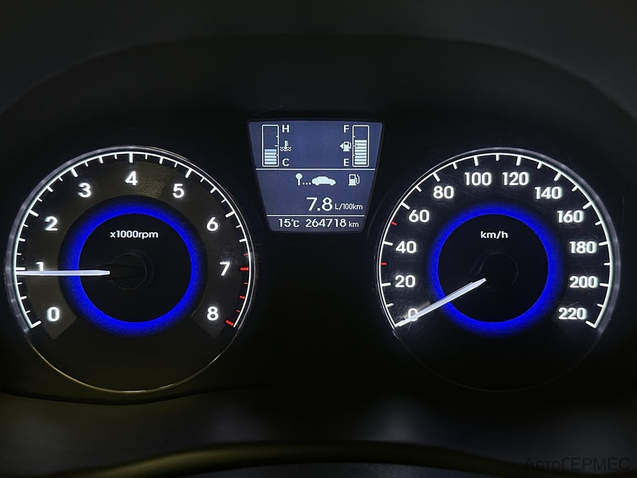 Фото HYUNDAI Solaris I Рестайлинг с пробегом | №6