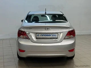 Фото HYUNDAI Solaris I с пробегом