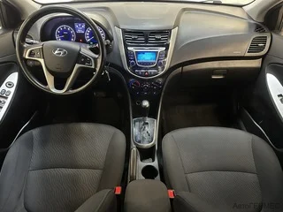 Фото HYUNDAI Solaris I с пробегом Фото HYUNDAI Solaris I с пробегом
