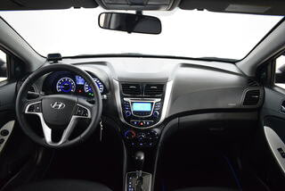 Фото HYUNDAI Solaris I с пробегом