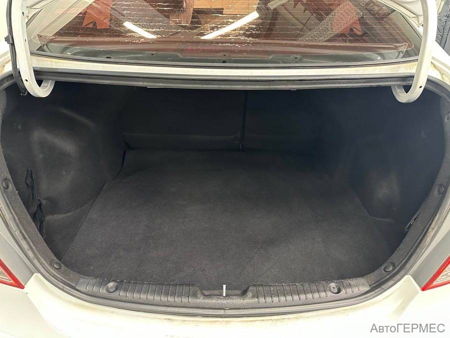 Фото HYUNDAI Solaris I с пробегом | №12