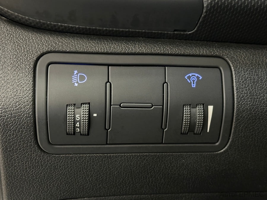 Фото HYUNDAI Solaris I с пробегом | №8