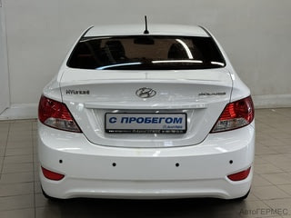 Фото HYUNDAI Solaris I с пробегом Фото HYUNDAI Solaris I с пробегом