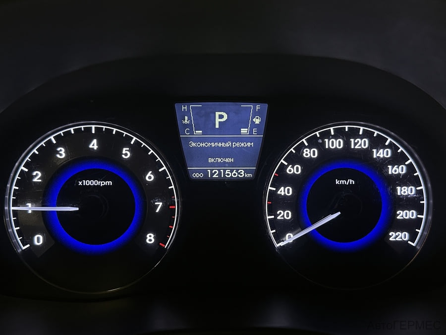 Фото HYUNDAI Solaris I с пробегом | №6