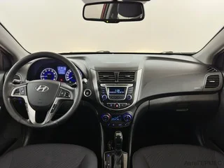 Фото HYUNDAI Solaris I Рестайлинг с пробегом Фото HYUNDAI Solaris I Рестайлинг с пробегом