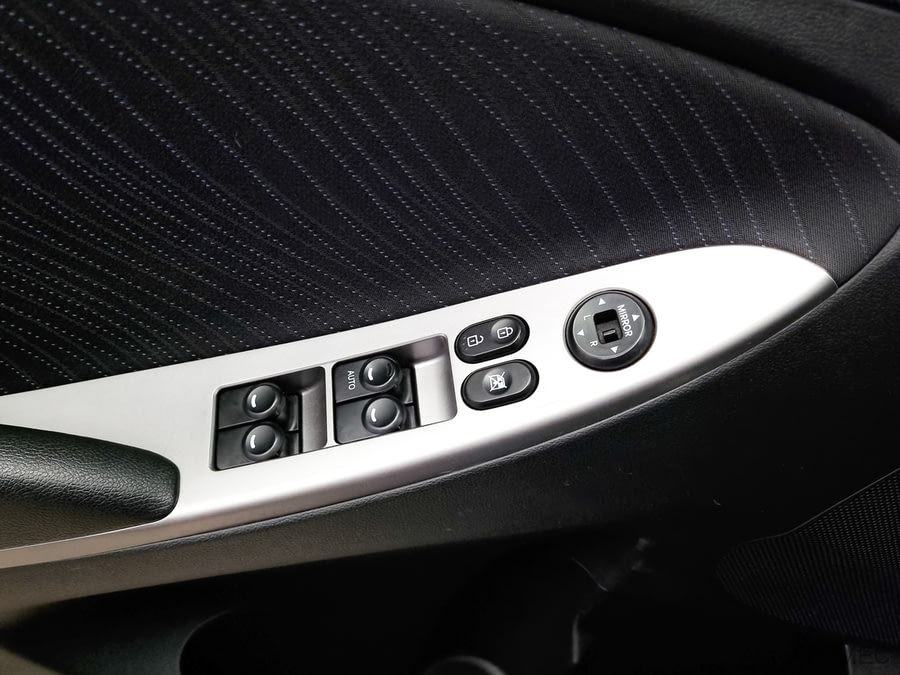 Фото HYUNDAI Solaris I Рестайлинг с пробегом | №9