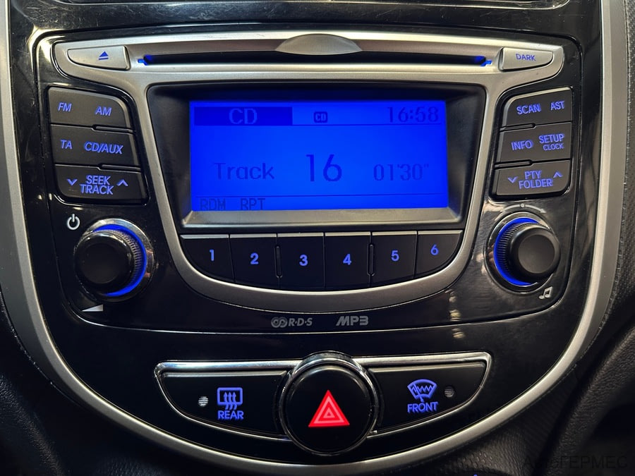 Фото HYUNDAI Solaris I с пробегом | №8 Фото HYUNDAI Solaris I с пробегом | №8