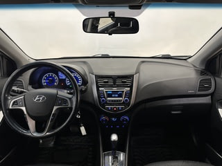 Фото HYUNDAI Solaris I Рестайлинг с пробегом