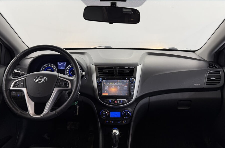 Фото HYUNDAI Solaris I с пробегом | №5 Фото HYUNDAI Solaris I с пробегом | №5