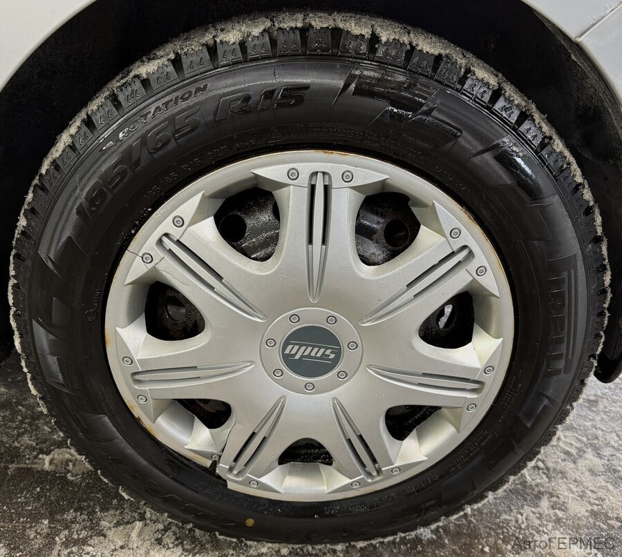 Фото HYUNDAI Solaris I с пробегом | №16 Фото HYUNDAI Solaris I с пробегом | №16