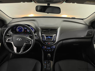 Фото HYUNDAI Solaris I Рестайлинг с пробегом