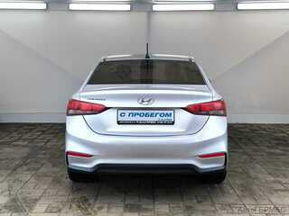 Фото HYUNDAI Solaris II с пробегом Фото HYUNDAI Solaris II с пробегом