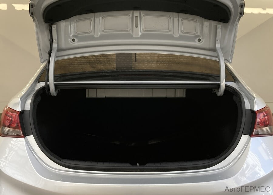 Фото HYUNDAI Solaris II с пробегом | №13