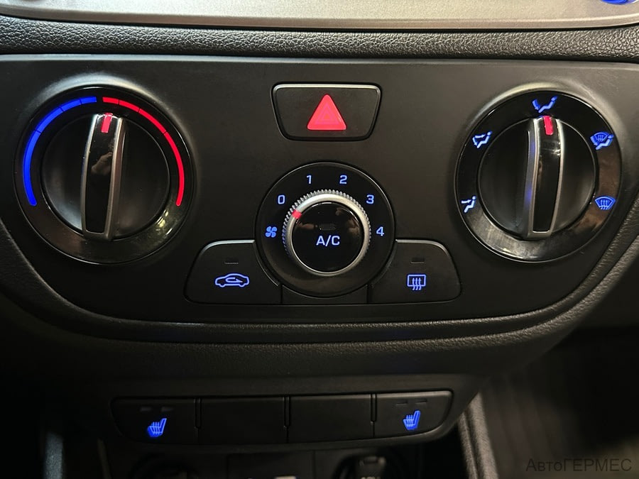 Фото HYUNDAI Solaris II с пробегом | №7