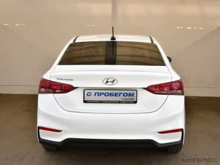 Фото HYUNDAI Solaris II с пробегом Фото HYUNDAI Solaris II с пробегом
