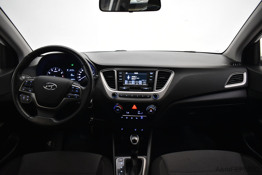 Фото HYUNDAI Solaris II с пробегом | №5