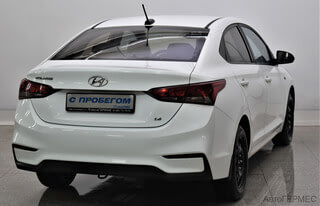 Фото HYUNDAI Solaris II с пробегом Фото HYUNDAI Solaris II с пробегом