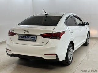 Фото HYUNDAI Solaris II с пробегом Фото HYUNDAI Solaris II с пробегом