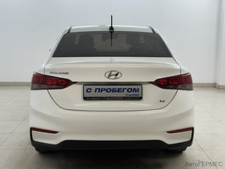 Фото HYUNDAI Solaris II с пробегом Фото HYUNDAI Solaris II с пробегом