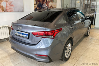 Фото HYUNDAI Solaris II с пробегом Фото HYUNDAI Solaris II с пробегом