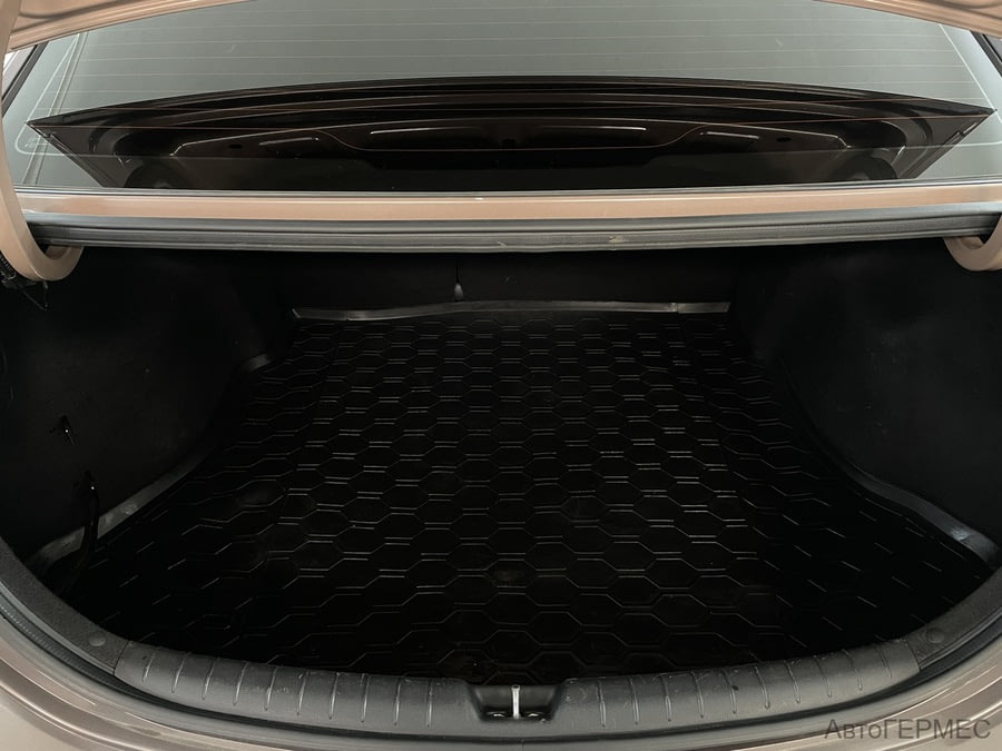 Фото HYUNDAI Solaris II с пробегом | №12 Фото HYUNDAI Solaris II с пробегом | №12