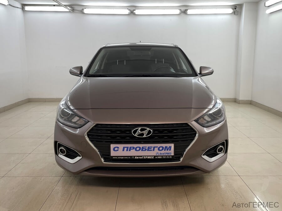 Фото HYUNDAI Solaris II с пробегом | №2 Фото HYUNDAI Solaris II с пробегом | №2