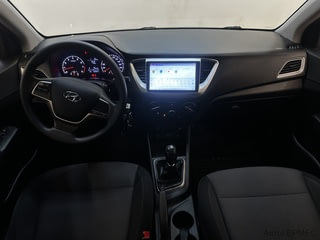 Фото HYUNDAI Solaris II с пробегом