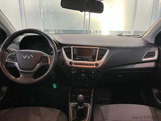 Фото HYUNDAI Solaris II с пробегом