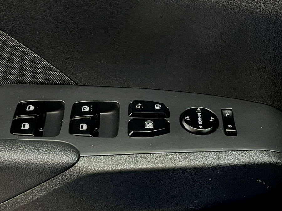 Фото HYUNDAI Solaris II с пробегом | №9 Фото HYUNDAI Solaris II с пробегом | №9