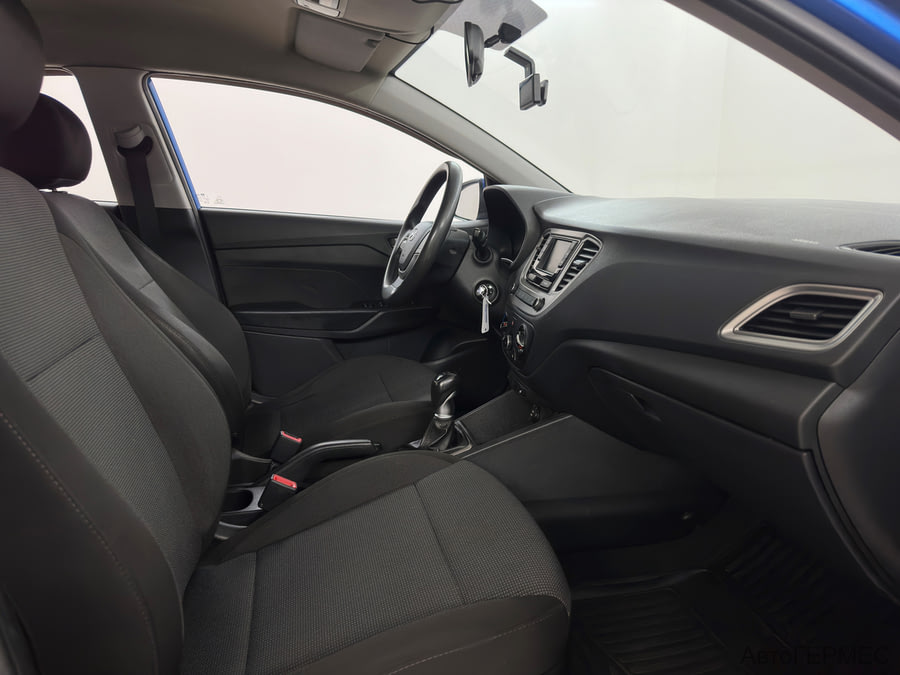 Фото HYUNDAI Solaris II с пробегом | №10