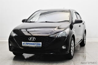 Фото HYUNDAI Solaris II Рестайлинг с пробегом