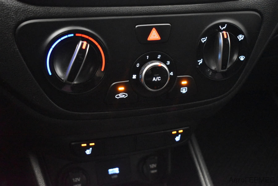 Фото HYUNDAI Solaris II Рестайлинг с пробегом | №7