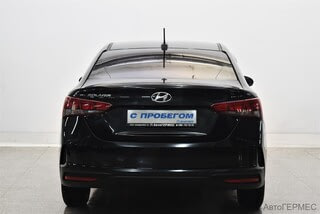 Фото HYUNDAI Solaris II Рестайлинг с пробегом